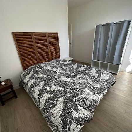 Charmant Appartement En Pierres Бургуэн Экстерьер фото